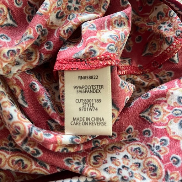 Max Studio Designer Women's Red Patterned Wrap Blouse Size Medium - Picture 7 of 15